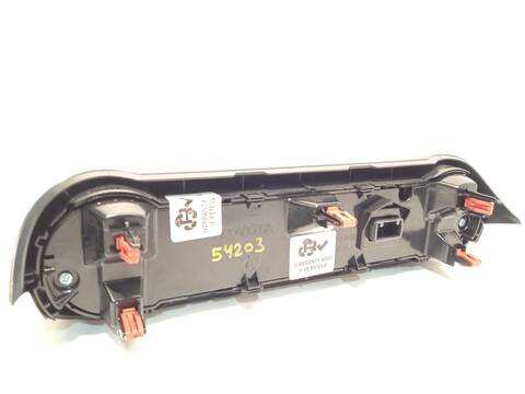 Foto 4ª: Mando Climatizador Toyota Rav4 2.5 HYBRID AWD AXAP54) 306CV 225KW [A25A-FXS] (2022)