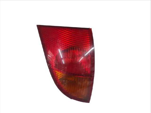 Foto 3ª: Piloto Trasero Izquierdo Ford Focus 2.0 16V 131CV (1998)