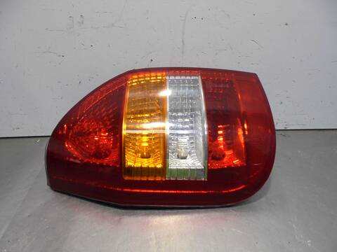 Foto 4ª: Piloto Trasero Izquierdo Opel Zafira 2.0 16V DI CAT X 20 DTL - LD3) 82CV 60KW [Y20DTH] (2002)