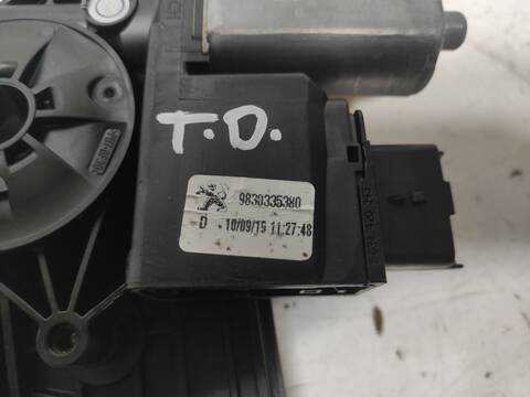 Foto 2ª: Elevalunas Manual Trasero Derecho Opel Combo HN05 (2020)