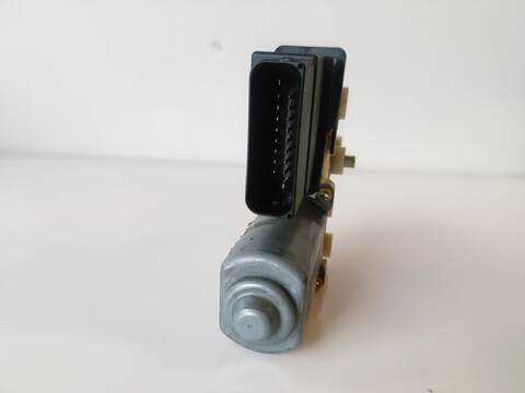 Foto 3ª: Elevalunas Eléctrico Trasero Izquierdo Seat Toledo SIGNO 1.9 TDI 150CV (2001)