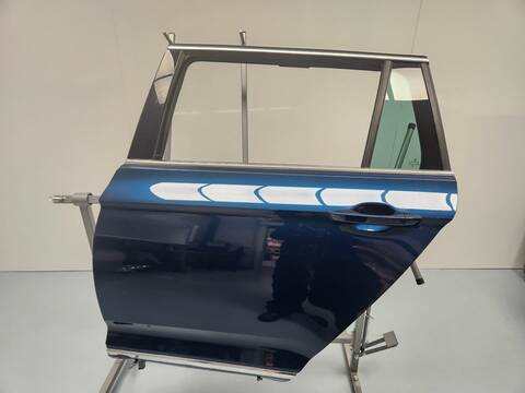 Puerta Trasera Izquierda Volkswagen Passat R-LINE 150CV 110KW