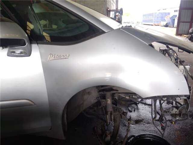 Aleta Delantera Derecha Citroen C4 2.0 SX [2.0 LTR. - 100 KW HDI FAP CAT (RHR - DW10BTED4)]