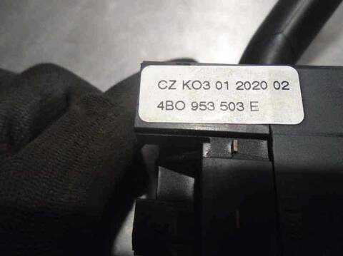 Foto 2ª: Mando Multifuncion Volkswagen Passat 1.6 BERLINA 101CV 74KW [AHL] (2000)