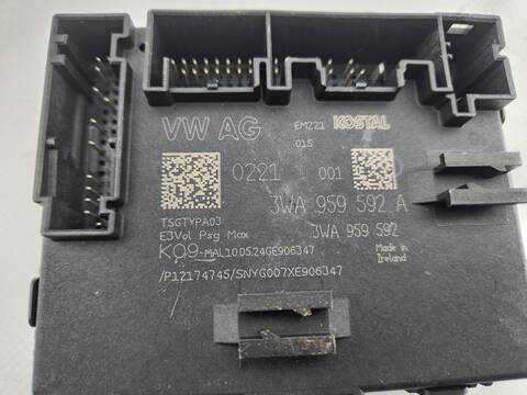Foto 3ª: Centralita Motor ECU Volkswagen Passat R-LINE 4 MOTION 193CV [DXNB] (2024)