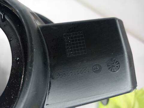 Foto 2ª: Tapa Exterior Combustible Peugeot 3008 STYLE 114CV 84KW [9HD] (2014)