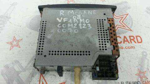 Foto 3ª: Sistema Audio Radio CD Renault Megane CONFORT DYNAMIQUE BERLINA 120CV 88KW II CLASSIC BERLINA