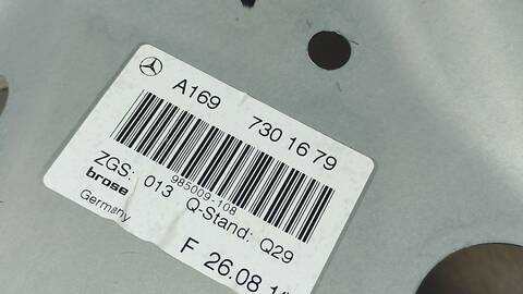 Foto 3ª: Elevalunas Manual Trasero Derecho Mercedes Clase B 150 180 CDI 245.207) 109CV 80KW [OM640940] (2010)