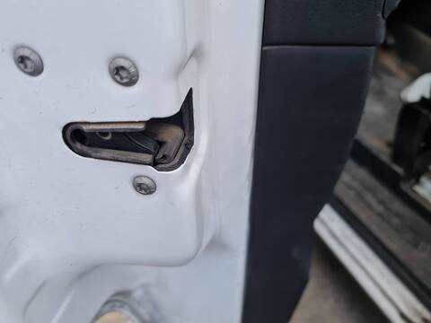 Foto 4ª: Cerradura Puerta Delantera Izquierda Mercedes Vito 109/111 CDI LANG 447.601) 114CV 84KW [R9M502] (2016)