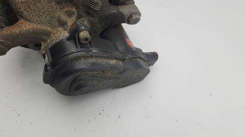 Foto 4ª: Pedal Embrague Audi Q5 2.0 TDI 125KW) 170CV [CAHA] (2009)