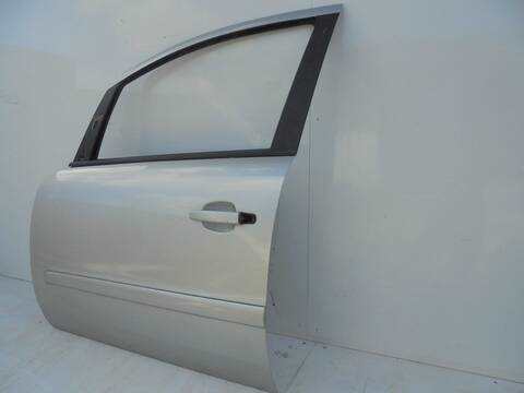 Foto 4ª: Puerta Delantera Izquierda Opel Zafira COSMO 120CV 88KW [Z19DT] (2006)