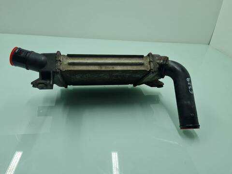 Foto 3ª: Intercooler Mitsubishi L200 INFORM DOPPELKABINE 4WD 136CV 100KW [4D56] (2015)