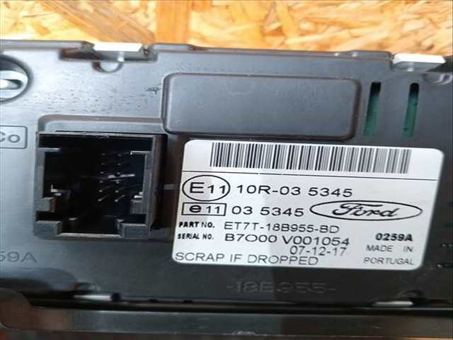 Foto 2ª: Pantalla Multifuncion Ford Tourneo AMBIENTE 1 ECOBOOST CAT 101CV (2014)