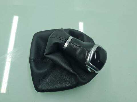 Foto 4ª: Palanca de Cambio Audi A1 30 TFSI BASICO 116CV 85KW [DKRF] (2020)