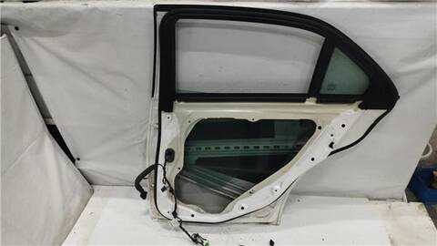 Foto 2ª: Puerta Trasera Derecha Mercedes Clase E 180 E 220 BLUEEFFICIENCY 170CV 125KW