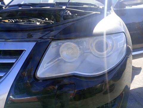 Foto 1ª: Faro Izquierdo Volkswagen Touareg 3.0 V6 TDI 240CV 176KW [CASC,CASA] (2007)