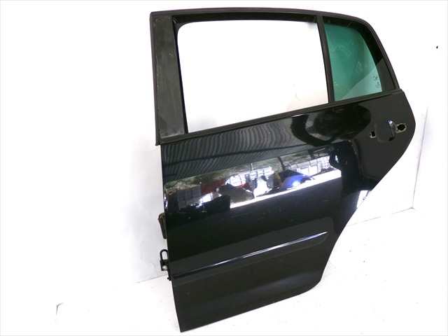 Foto 2ª: Puerta Trasera Izquierda Volkswagen Golf 1.9 TDI MODELO PLUS 2004-2009 [BKC] (2005)