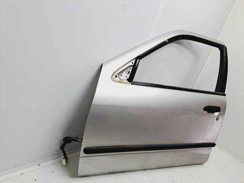 Foto 4ª: Puerta Delantera Izquierda Nissan Primera BERLINA 99CV 73KW (1997)
