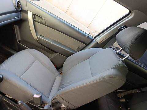 Asiento Delantero Derecho Chevrolet Aveo F14D3 BERLINA