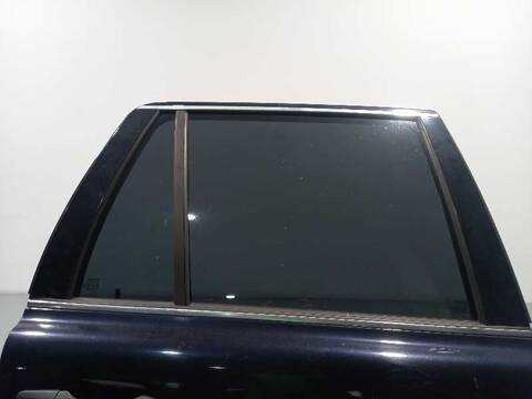 Foto 3ª: Puerta Trasera Derecha Volvo XC 90 D5 SUMMUM 7 ASIENTOS) 136KW) 185CV [D5244T4] (2006)