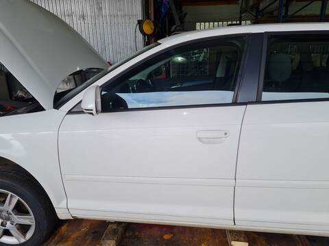 Puerta Delantera Izquierda Audi A3 1.6 TDI AMBIENTE 105CV 77KW