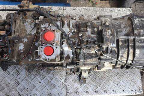 Foto 3ª: Caja Cambios Mitsubishi Montero 2800 TD GLX 5-PTAS.) 125CV 92KW (1994)