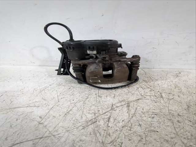 Foto 2ª: Pinza Freno Trasera Izquierdo Mercedes Clase B 150 B 180 CDI - D 246.212) 109CV 80KW [OM 607.951 (K9K)] (2013)