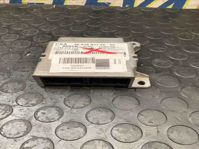 Foto 1ª: Centralita Airbag Peugeot 207 1600 HDI90CV/66KW [9HX] (2008)