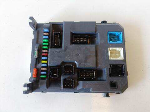 Caja Reles Fusibles Peugeot 207 SPORT 1.6 16V HDI 90CV