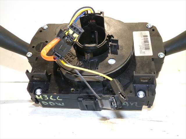 Foto 4ª: Mando Multifuncion Citroen C3 1.4 HDI 2002-2010 [8HX] (2004)