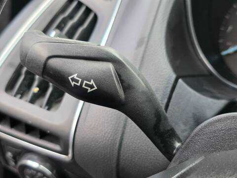 Mando Luces Ford Focus AMBIENTE 105CV 77KW