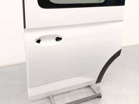 Foto 3ª: Puerta Lateral Corredera Izquierda Ford Tourneo 2.0 ECOBLUE 4WD 122CV 90KW [DTRD] (2024)