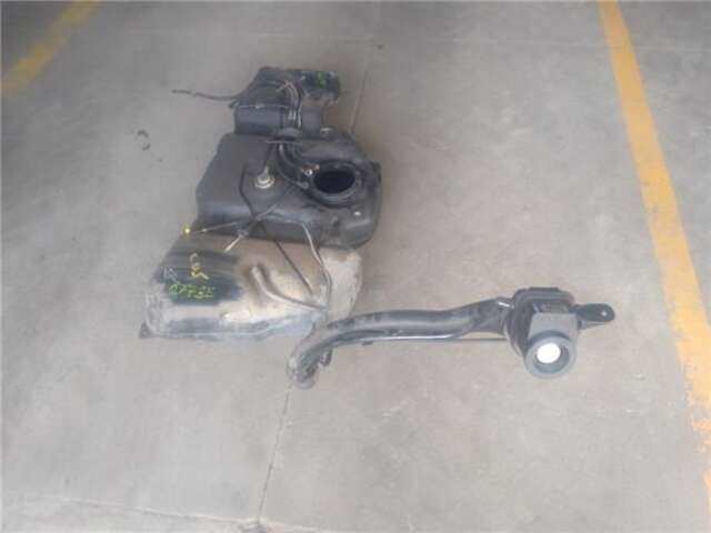 Foto 2ª: Deposito de Combustible Citroen C4 2.0 SX [2.0 LTR. - 100 KW HDI FAP CAT (RHR - DW10BTED4)] [RHJ (DW10BTED4)]