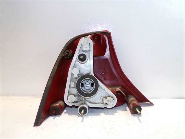 Foto 3ª: Piloto Trasero Derecho Ford Focus 1.8 TDDI SEDAN, 1998-2004 [C9DB] (2001)