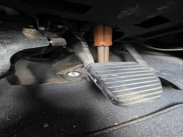 Foto 1ª: Pedal Freno Peugeot 3008 ALLURE 131CV 96KW (2016)