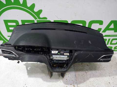 Salpicadero Peugeot 2008 ALLURE 110CV 81KW