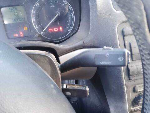 Foto 2ª: Mando Multifuncion Skoda Octavia ACTIVE BERLINA 105CV 77KW [BXE] (2008)