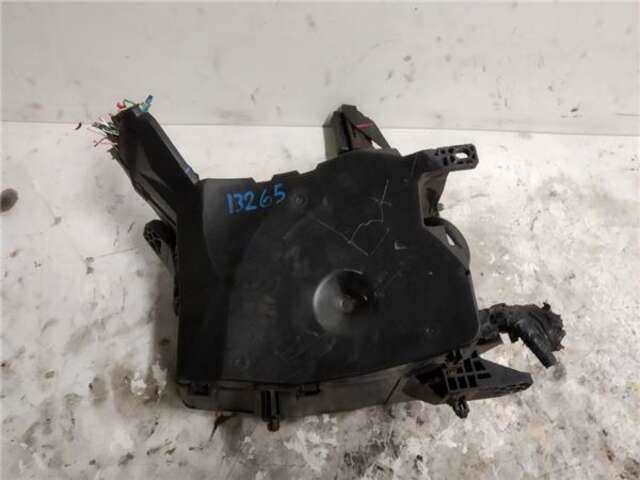 Foto 2ª: Caja Reles Fusibles Toyota Auris 1.4 D-4D [1ND-TV]