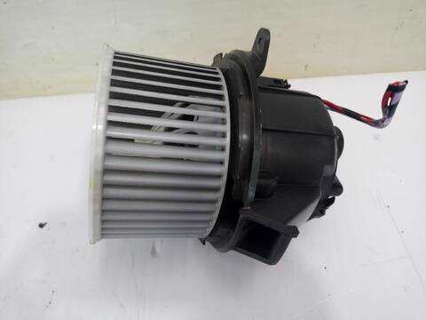 Foto 2ª: Calefacción Jeep Avenger ALTITUDE (2022)