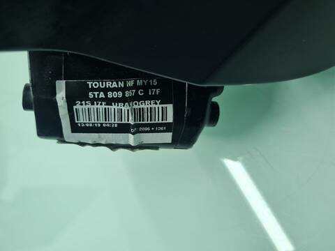 Foto 3ª: Tapa Exterior Combustible Volkswagen Touran ADVANCE BMT 150CV 110KW [DFGA] (2019)