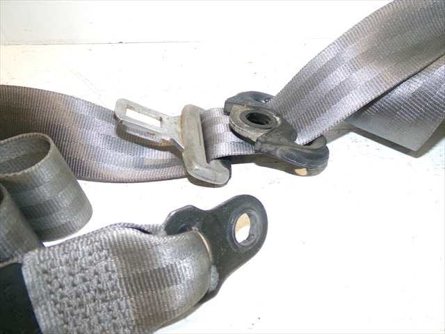 Foto 3ª: Cinturón Delantero Izquierdo Volkswagen Transporter 2.5 TDI 1996-2003 T4 (1998)