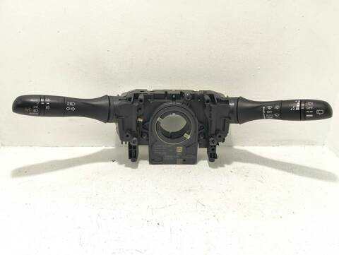 Mando Multifuncion Nissan Qashqai 360° 1 TD CAT 110CV