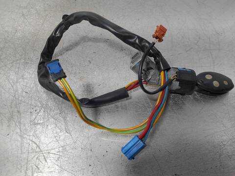 Foto 4ª: Motor de Arranque Citroen C5 2.0 HDI EXCLUSIVE AUTOMATICO BERLINA 107CV 79KW [RHZ] (2003)