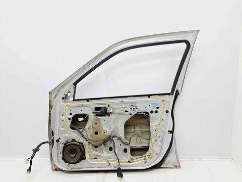 Foto 3ª: Puerta Delantera Derecha Nissan Primera BERLINA 99CV 73KW (1997)