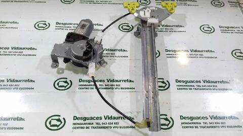 Foto 3ª: Elevalunas Manual Trasero Izquierdo Nissan Qashqai TEKNA 4X4 150CV 110KW [M9R EUR04] (2009)