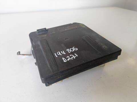 Foto 3ª: Caja Reles Fusibles Renault Scenic DYNAMIQUE 1.6 16V 111CV (2003)