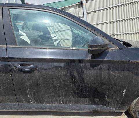 Foto 1ª: Puerta Delantera Derecha Skoda Superb CRLB BERLINA (2018)