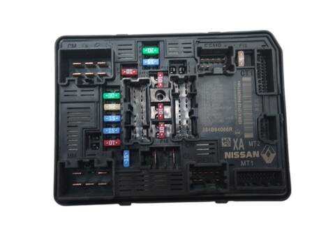 Caja Reles Fusibles Renault Megane 1.3 TCE 140 K9NB)