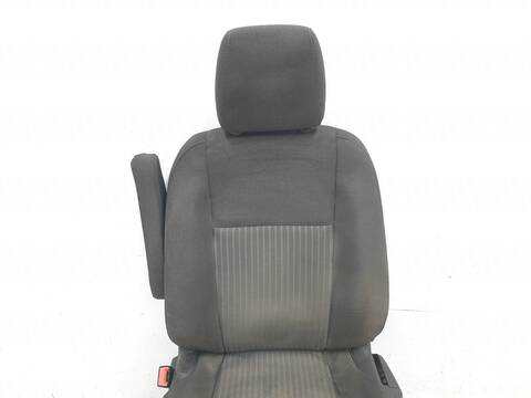Foto 3ª: Asiento Delantero Izquierdo Ford Transit 330 L1 (2019)