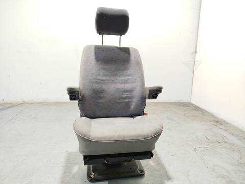 Asiento Delantero Derecho Volkswagen Transporter 1.9 TD 68CV 50KW FURGONETA